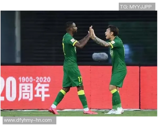 南京羽毛球队与上海羽毛球队赛后复盘团队协作的成功与不足分析