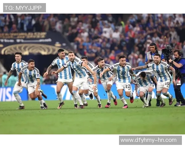 引发球迷愤怒的足球明星背后的争议与风波揭秘